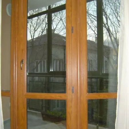 Апартамент Панарет Appartement Varna